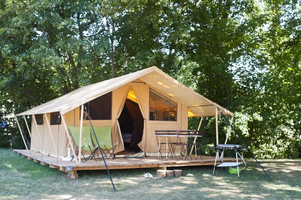 Accommodation - Classic Iv Wood & Canvas Tent - Camping de l'Ill - Colmar