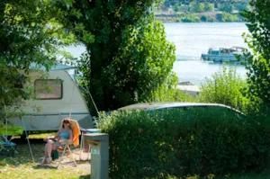 Emplacement - Emplacement forfait tente - véhicule, tente sans électricité - Camping Kanopée Village
