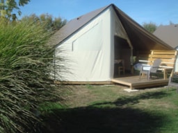 Huuraccommodatie(s) - Bungalow Tent Sahari 17M² - Geen Eigen Sanitair - Camping Paradis Grand'R
