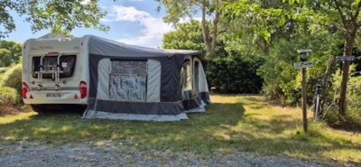 Comfort pitch from 90 to 100m² with 6A electricity