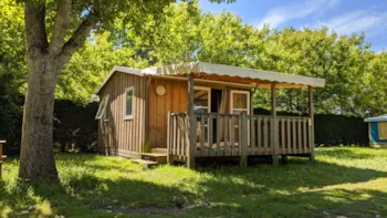 Mietunterkunft - Chalet Robinson 2 Zimmer - 21 M² + Terrasse / Ohne Sanitäranlagen - Camping Le Montet d'Oléron