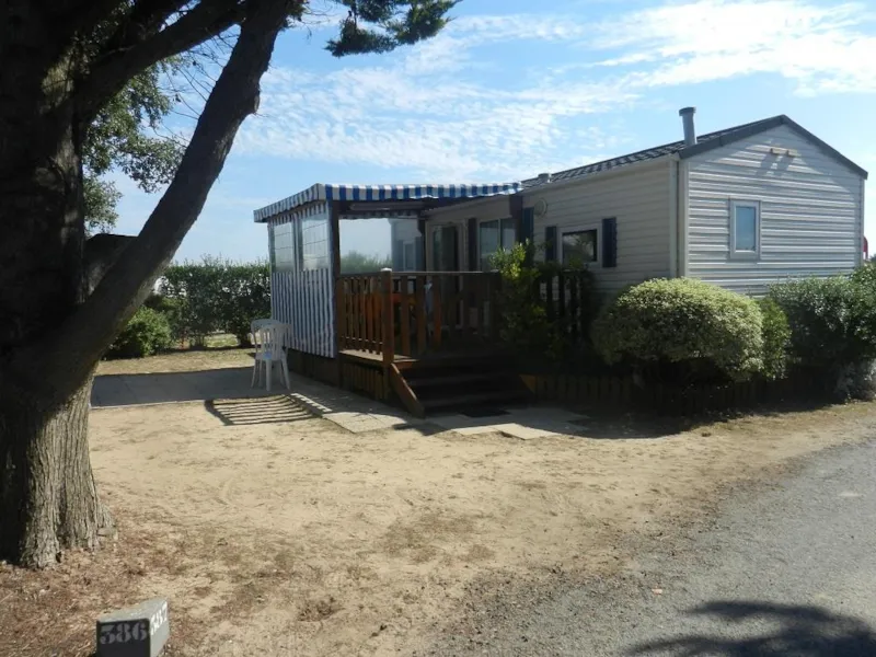 Camping Acapulco/ Mh  2 Chambres Budget Terrasse Couverte  (Modèle +De 15Ans) 21-25M²