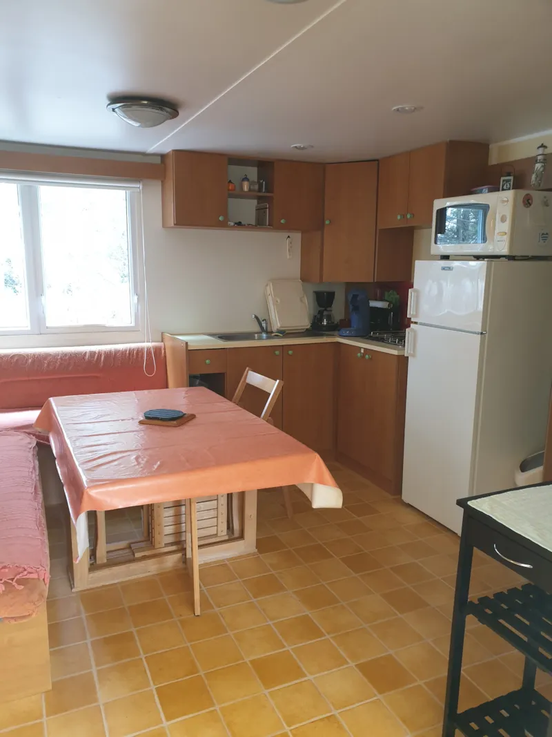 Camping Acapulco/ Mh  2 Chambres Budget Terrasse Couverte  (Modèle +De 15Ans) 21-25M²