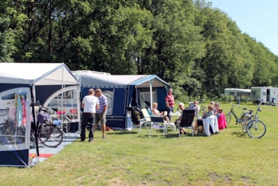 Basic Pitch : car + tent/caravan or camping-car + electricity 6A (<=4 kHw)