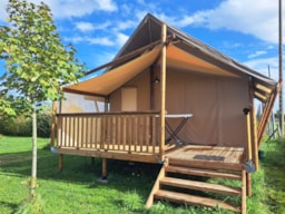 Location - Lodge Toilé Confort 25M² (2 Chambres) - Avec Sanitaires - Terrasse Couverte - Flower Camping Loire et Châteaux