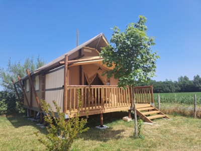 Canvas bungalow Confort 25m² (2 bedrooms) - with private facilities - sheltered terrace