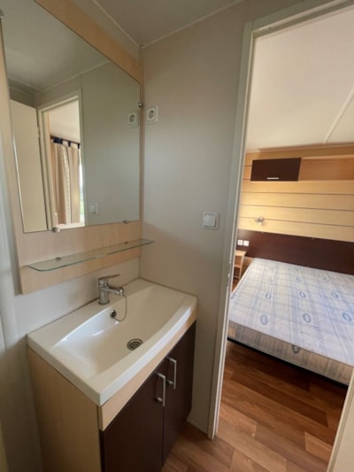 Mobil Home Premium 41m2 (3 bedrooms) + 2 bathrooms + air conditioning + covered terrace + dishwasher