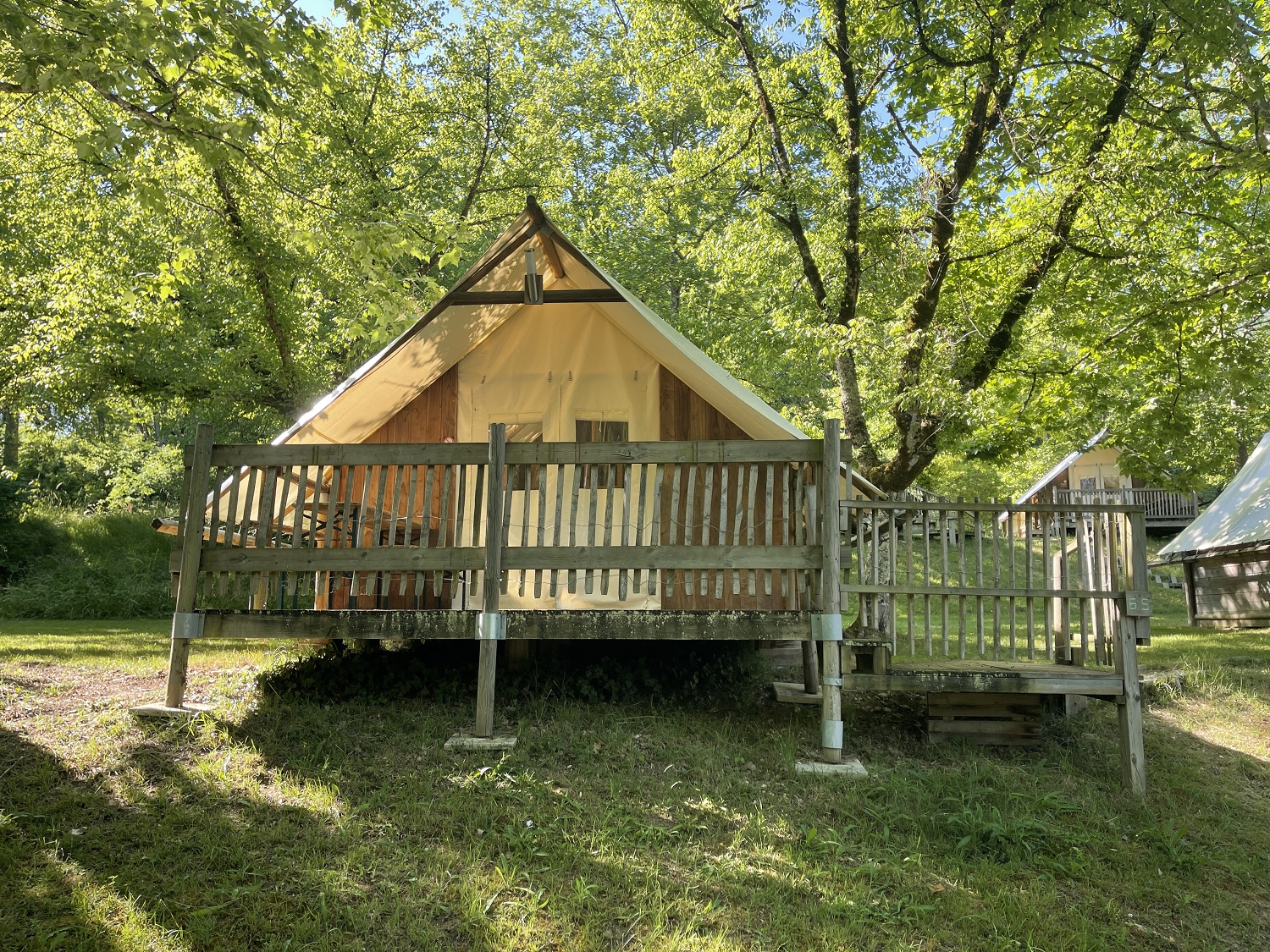 Location - Cabane Toile Et Bois Acacia - Camping Xtrem Village