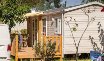 Mietunterkunft - Mobilheim Comfort - Model Xl - 2 Schlafzimmer - 24M² - Erhöhte Terrasse -  Klimaanlage - Camping Kalliste