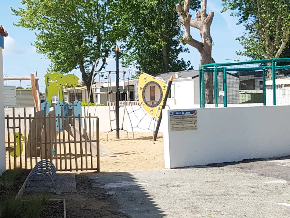 Flower Camping Le Pré des Sables