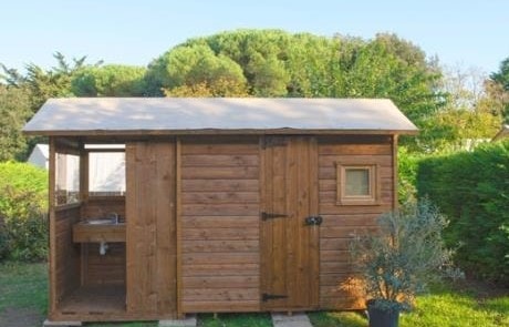 Forfait Premium Freecamp Original ( installation + éléctricité + WC /douche privé +frigo + feux gaz)