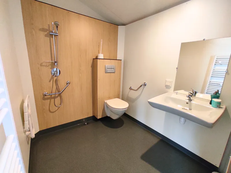 Mobil Home 31M² Pmr – Adapté Pour Personnes À Mobilité Réduite