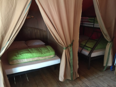 Lodge Toile Nature & Confort 2 bedrooms / Bathrooms / WC / Kitchen — 4