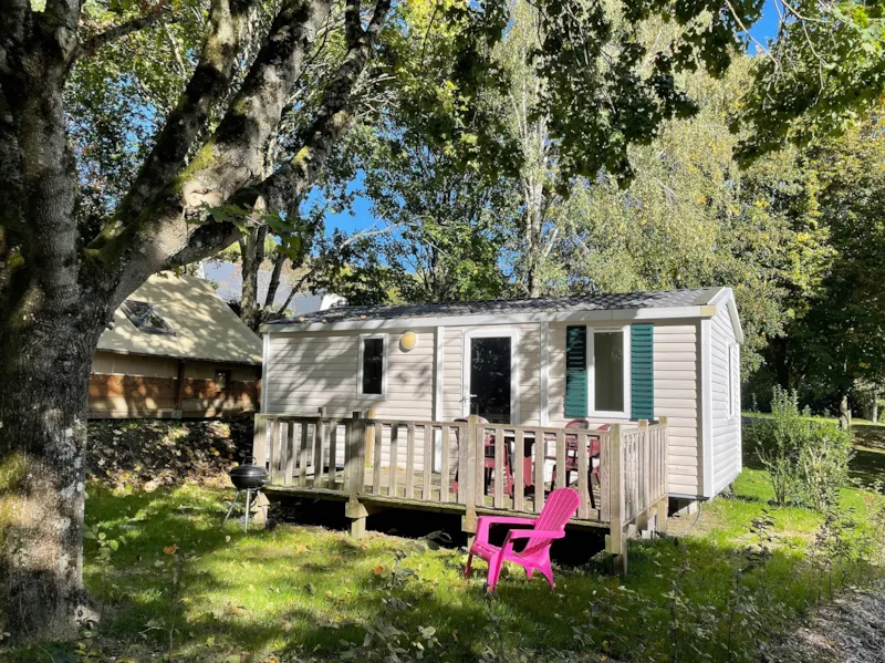 Mobil Home 2 Chambres Premium Idéalement Situé Dans Un Cadre Verdoyant Naturel Et Piéton.