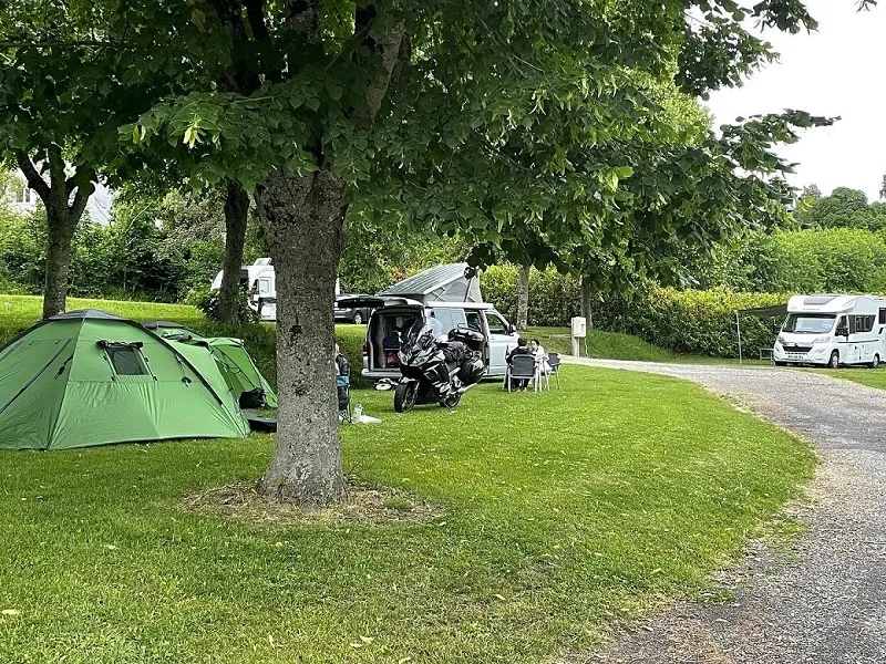 Emplacement Tente/Caravane/Camping-Car