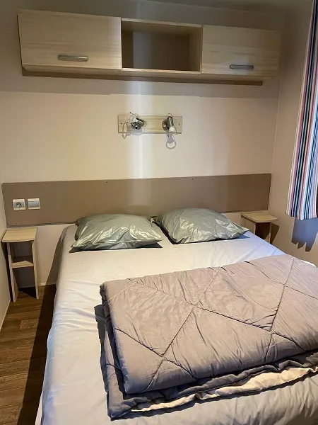 Mobil Home 2 Chambres Premium Idéalement Situé Dans Un Cadre Verdoyant Naturel Et Piéton.