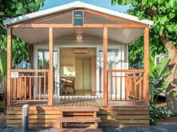 Mietunterkunft - Mobilheim Confort, 2 Zimmer, 30 M² Mit Überdachter Und Geschlossener Terrasse - CAMPING DE L'AUZANCE
