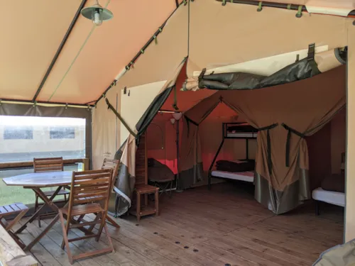 Mietunterkunft - Lodge-Zelt - image n°2 - CAMPING ILE AUX CYGNES