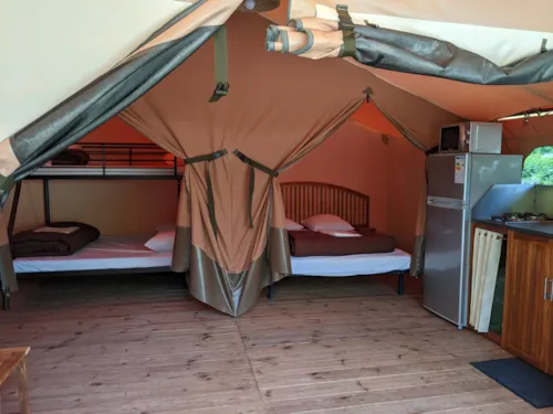 Mietunterkunft - Lodge-Zelt - image n°3 - CAMPING ILE AUX CYGNES