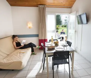 Mietunterkunft - Ferienwohnungen (Zwei Räume) 33M² - Village de Vacances Aux Portes des Monts d'Aubrac
