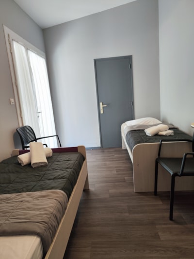 Apartment (3 roomed) 42m²