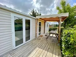 Mietunterkunft - Mobilheim Premium 3 Zimmer + Überdachte Terrasse - Camping L'Ambois