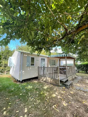 Mietunterkunft - Mobilheim Confort 2 Zimmer + Überdachte Terrasse - Camping L'Ambois