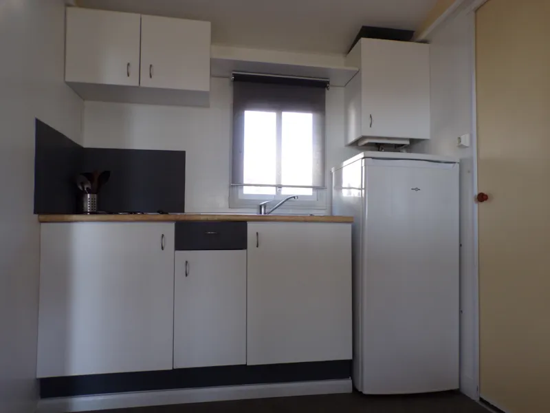 Mobil-Home 2 Chambres Basic + Tv
