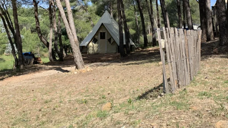 Tipi (Tente Aménagée) -