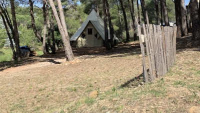 Tipi (furnished tent) - — 3