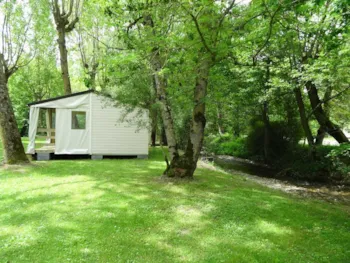 Location - Mobi-Tente Tithome (Sans Sanitaires) - 4 Adultes + 1 Enfant - Camping Le Clos des Peupliers