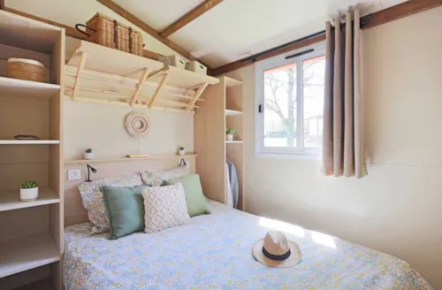 Location - Chalet Morea  25 M² - 2 Chambres - image n°5 - Camping du Vignal