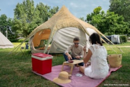 Accommodation - Tent Lotus Belle - CAMPING TERRE D'ENTENTE