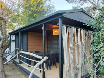 Mietunterkunft - Cabanon 2 Chambres / 5 Pers / Tv / Klimaanlage - Camping  L'Hermitage