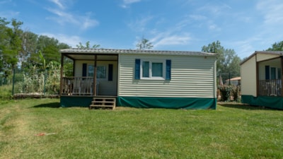 Cottage — 9