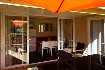 2-bedroom, 2-bathroom cottage — 4