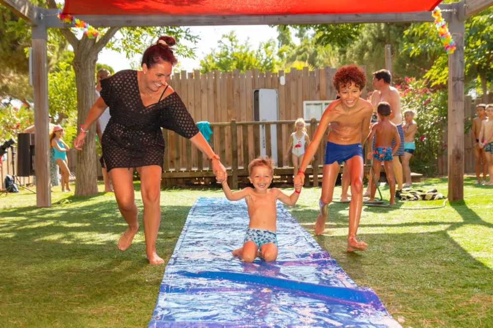 Camping Les Flamants Roses - image n°38 - UniversalBooking