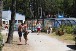 Camping Les Samaras - image n°52 - Roulottes