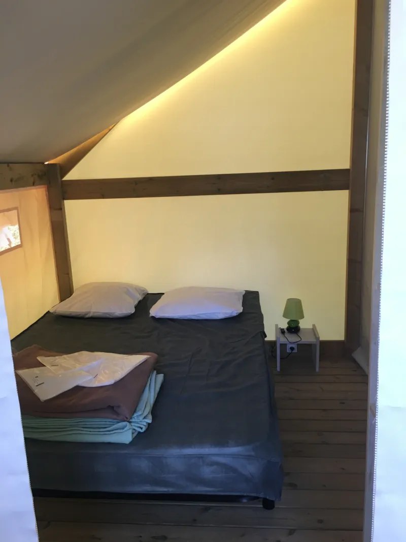 Tente Lodge Junior Sans Sanitaire Avec Point D'eau Froide Evier Cuisine