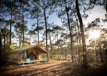 Location - Tente Toile & Bois Sweet - Huttopia Lac de Carcans
