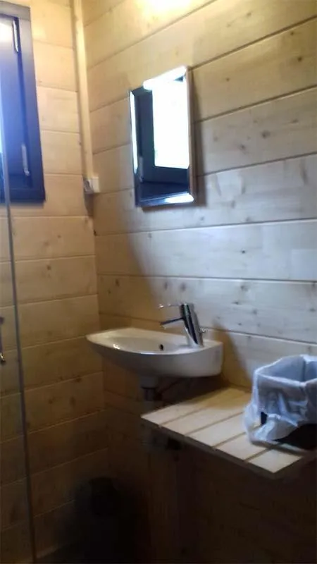 Accommodation - Comfortable Luxury Wooden Chalet - Air-Conditioned - image n°4 - Les Chamberts camping et lodges