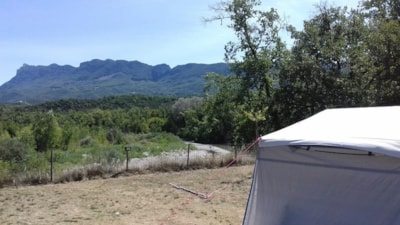 Exclusive pitch with river and mountain view caravan, tent or campers