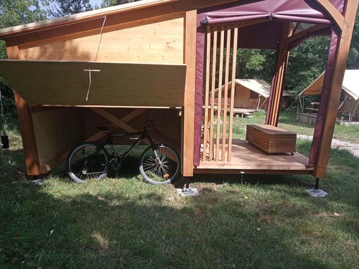 Cabane Cyclo Lodge