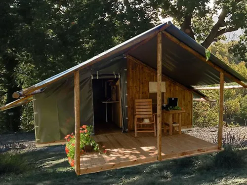 Huuraccommodatie(s) - Canvas En Houten Hut Gezellige Natuur - image n°1 - Les Chamberts camping et lodges