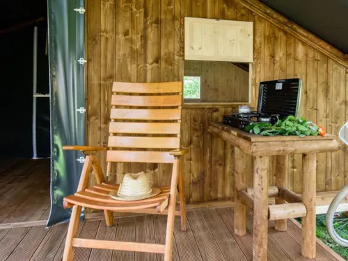Huuraccommodatie(s) - Canvas En Houten Hut Gezellige Natuur - image n°3 - Les Chamberts camping et lodges