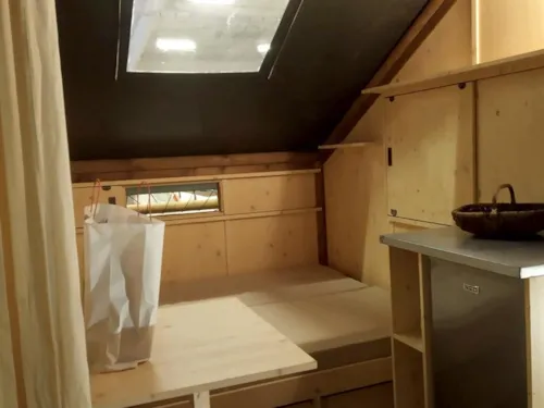 Huuraccommodatie(s) - Canvas En Houten Hut Gezellige Natuur - image n°8 - Les Chamberts camping et lodges