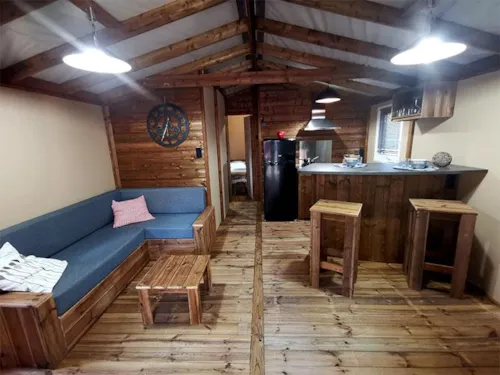 Huuraccommodatie(s) - Luxe Natuurlodge Met Uitzicht Op De Rivier Met Panoramisch Uitzicht - Luchtverfrissend - image n°10 - Les Chamberts camping et lodges