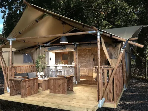 Huuraccommodatie(s) - Luxe Lodge Natuur Tent Met Uitzicht Op De Rivier - image n°4 - Les Chamberts camping et lodges