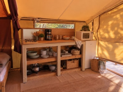 Canopy Lodge