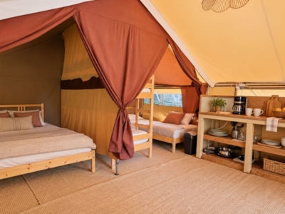 Canopy Lodge